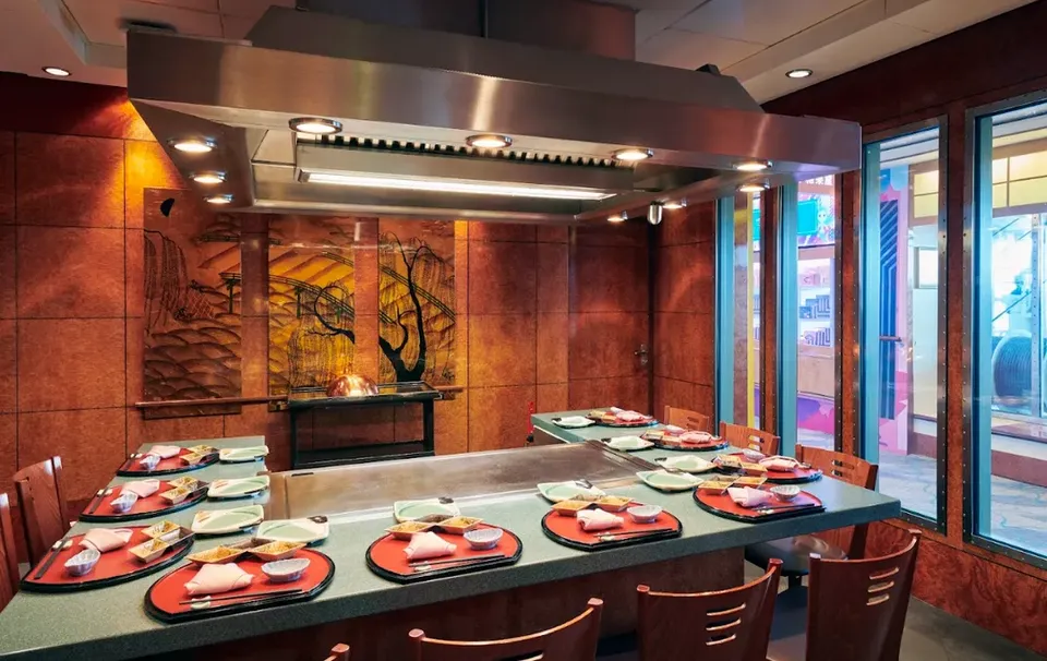 麗星郵輪 探索星號 海馬日本料理（高雄出發）