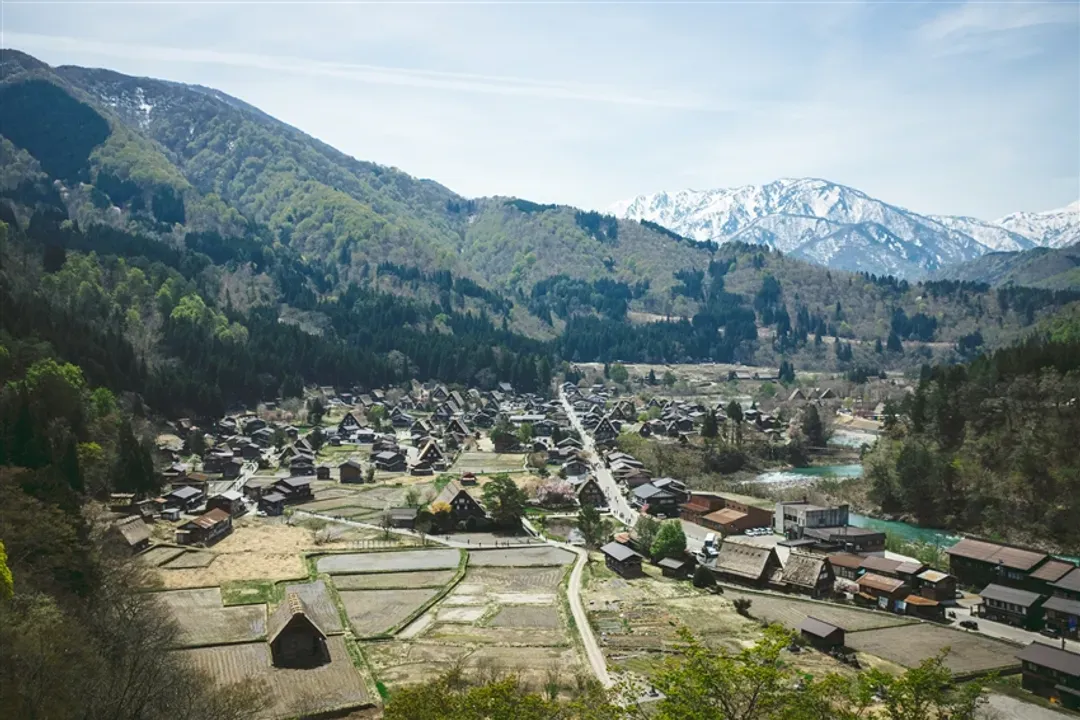 北陸冬季省最大｜保住名古屋萬怡～名花彩燈祭.新穗高纜車.岡崎八丁味噌.高山古街.合掌村.尾山神社.BBQ戲雪溫泉五日-5