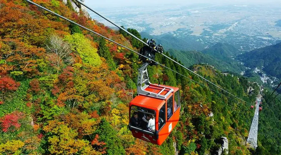獨家企劃！立山飯店住一晚～雪嶽星空物語｜北陸紅葉絕景～那谷寺.下呂合掌村.鶴仙溪.香嵐溪.御在所纜車.雙湯七日｜高雄大阪