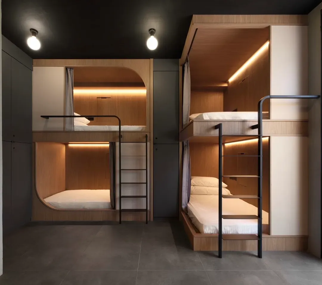 Miu Hostel x Bar Miu