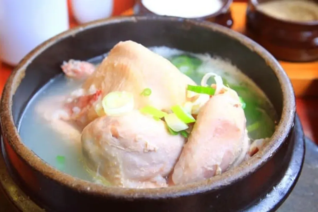 鍋巴人蔘雞湯