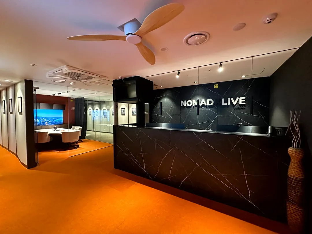 Busan-Nomad Live Hostel