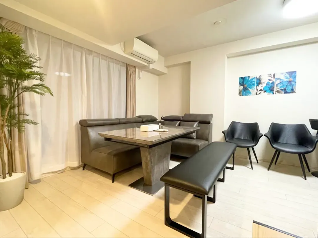 Motoazabu Residence