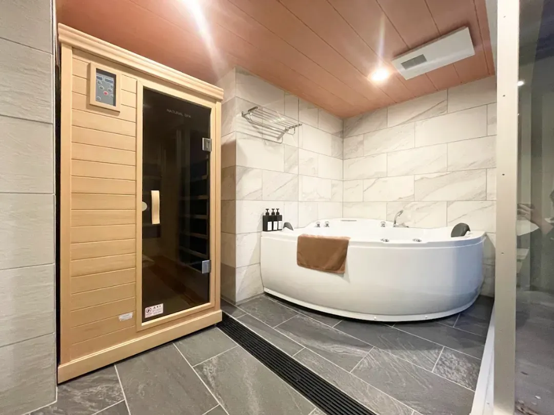 Motoazabu Residence