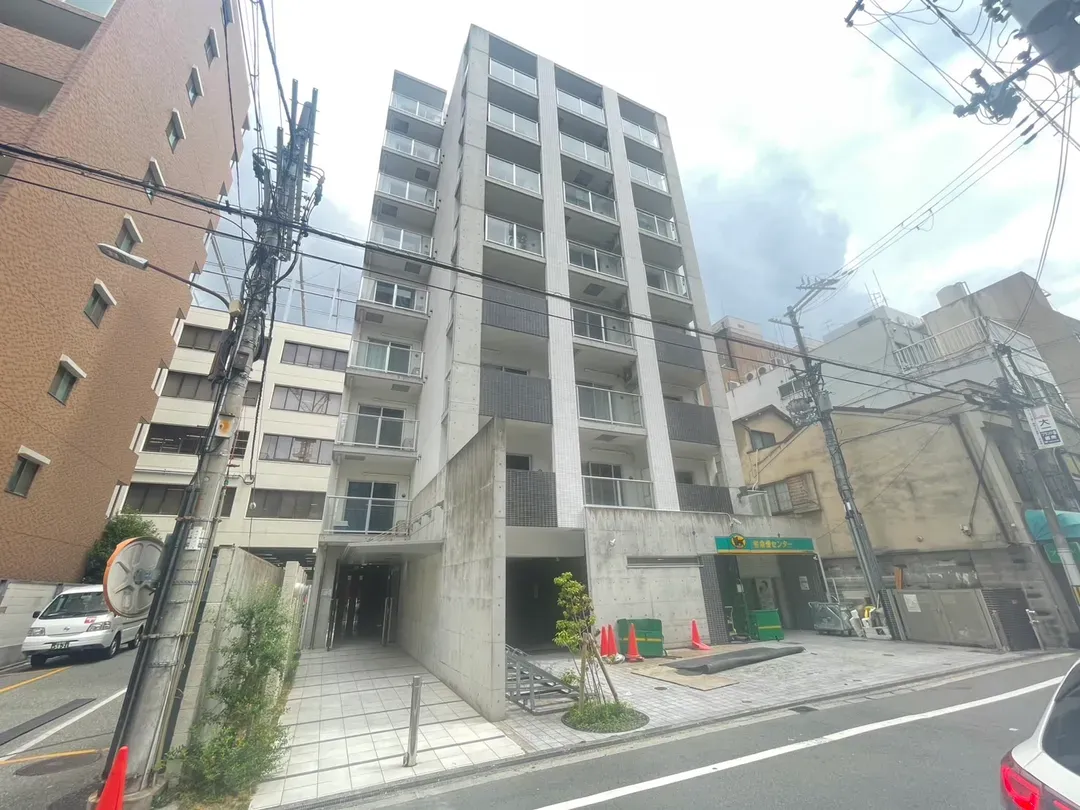 心齋橋旅居｜長堀橋站步行5分＊難波、道頓堀步行即達＊提供Wi-Fi＊設備齊全＊設計感客房