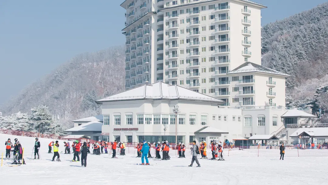 伊利希安江村滑雪假村