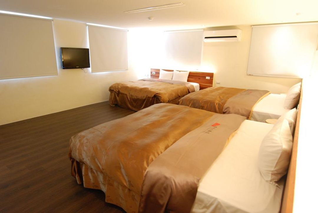 딩촨 호스텔 Ding Chuan Hotel