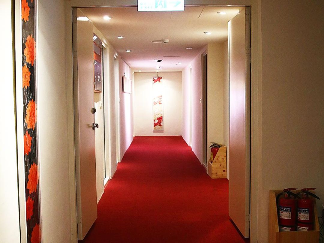 딩촨 호스텔 Ding Chuan Hotel