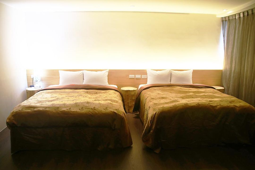 딩촨 호스텔 Ding Chuan Hotel