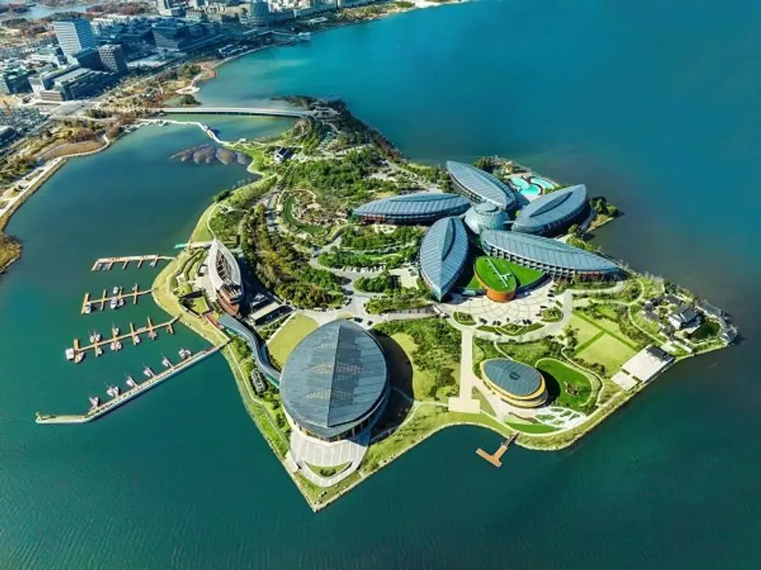 上海滴水湖洲際酒店俯視圖-上海:滴水湖洲際酒店(乙晚)