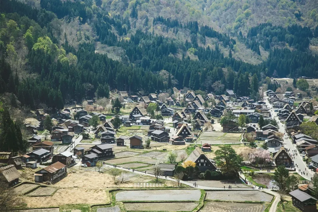 ITF旅展北陸冬季｜白川鄉合掌村.螃蟹酒水放題.兼六園.馬籠宿.伊勢神宮.戲雪.溫泉六日｜保住兩晚福朋喜來登-6