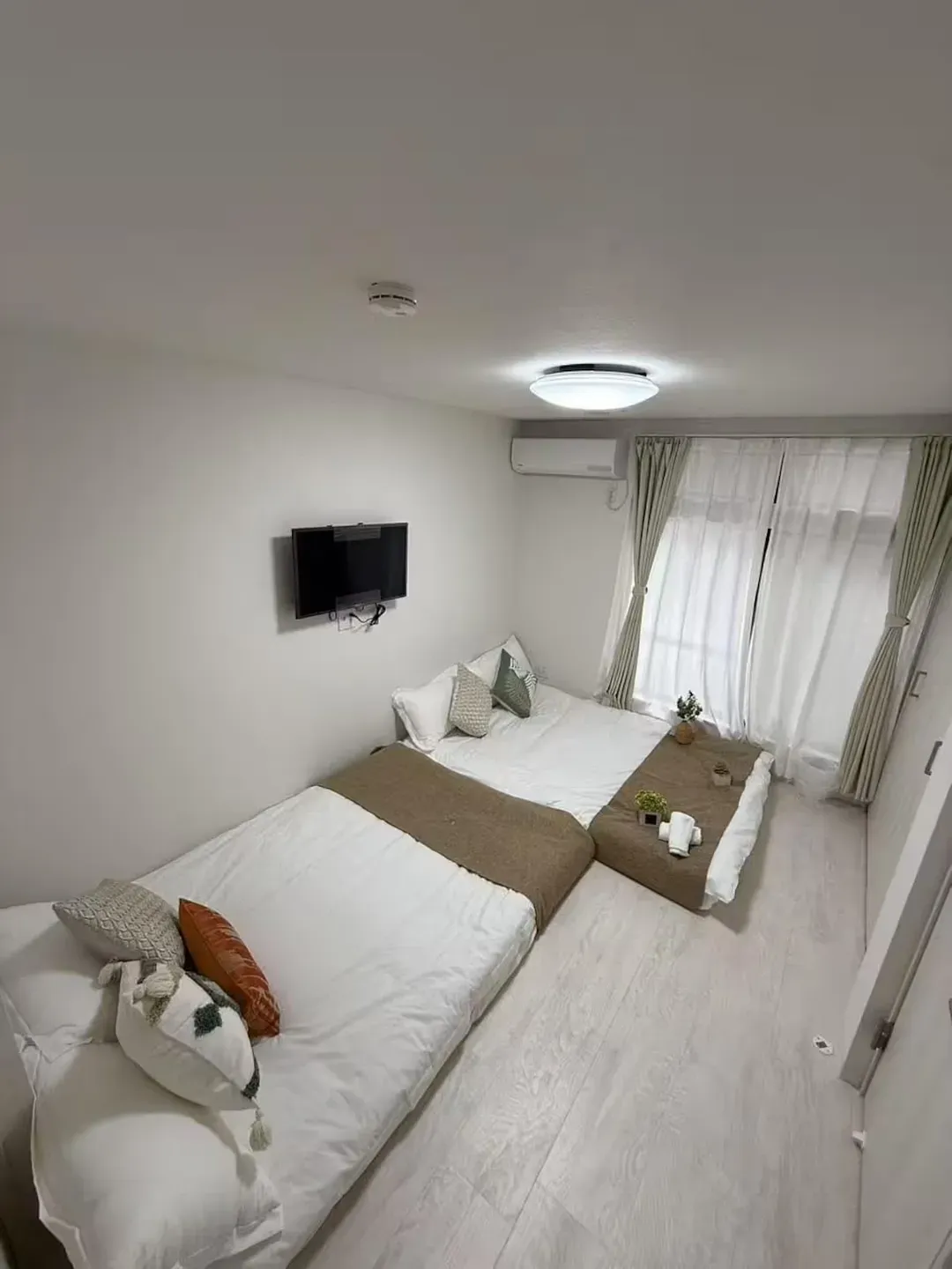 上野站步行5分鐘/2臥1廳/42㎡/步行可至阿美橫丁與上野公園/二層獨棟/最多可住8人