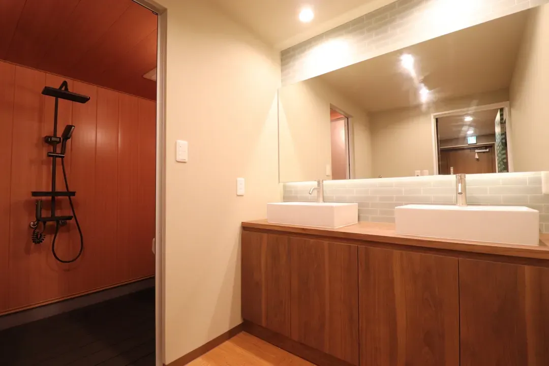 天下茶屋旅居｜獨棟民宿・3間臥室・現代風格療癒空間・直達關西機場