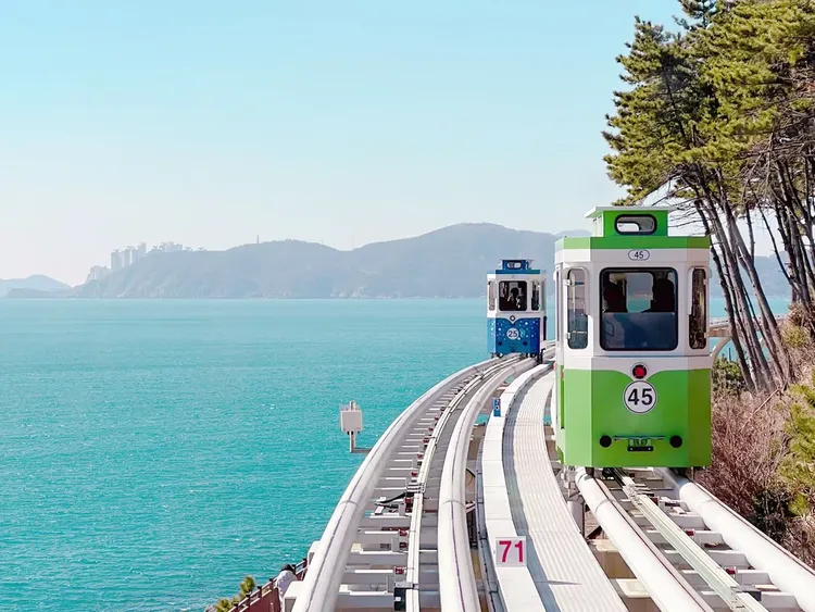 釜山出發】釜山多彩之旅:天空膠囊列車+札嘎其市場&港灣夜景一日遊（含