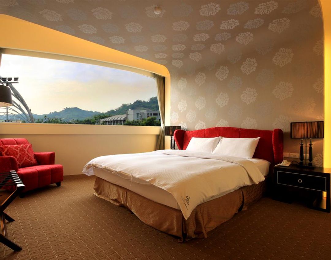 Nantou County-Moutain. Fish. Water Boutique Hotel