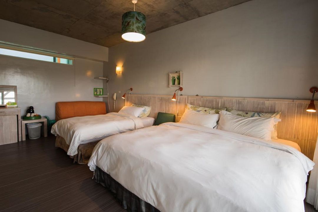 Orange moon bed and breakfast