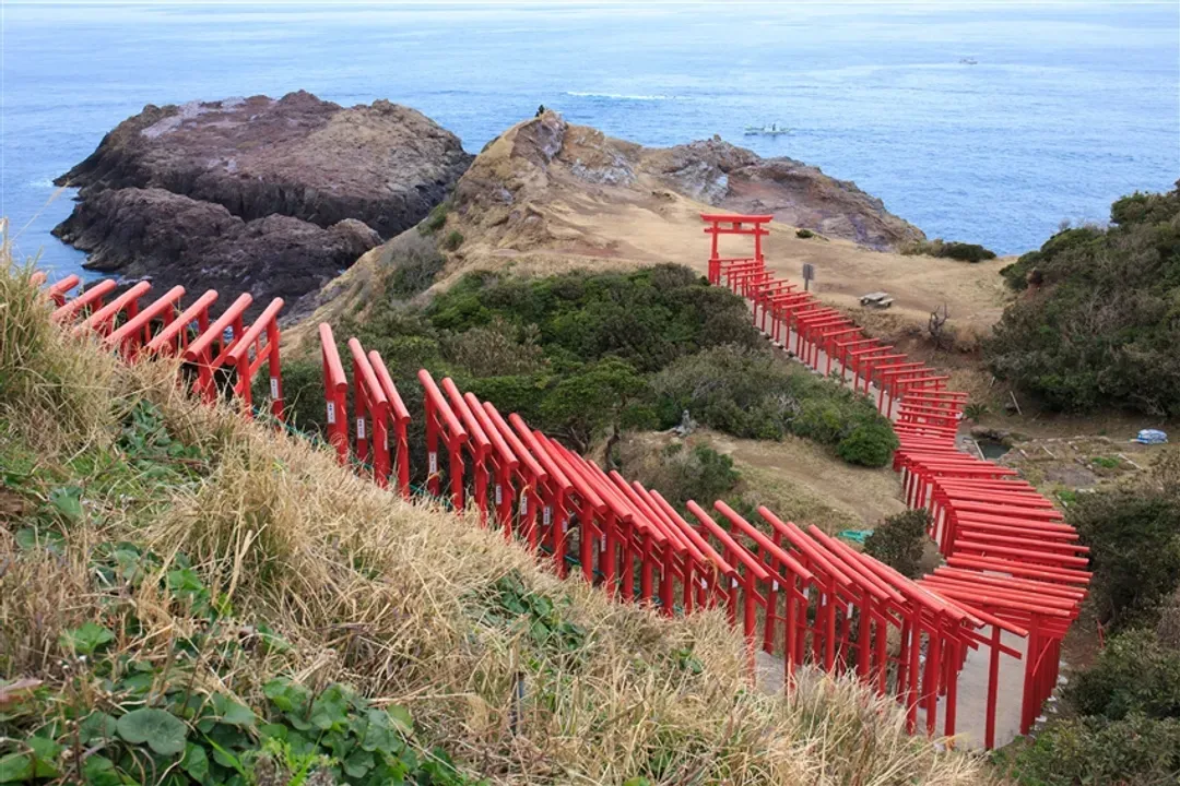 北九州旅遊|元乃隅稻成神社.鐘乳石秋芳洞.角島大橋.皿倉山纜車.門司港.湯布院.金鱗湖.溫泉五日|分佐-5