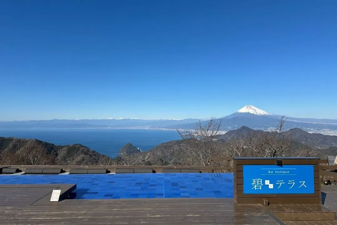輕奢行│關東伊豆鐵道│豪華列車SAPHIR踴子號．三島天空步道．伊豆全景公園．神秘堂島天窗洞｜溫泉5日-11
