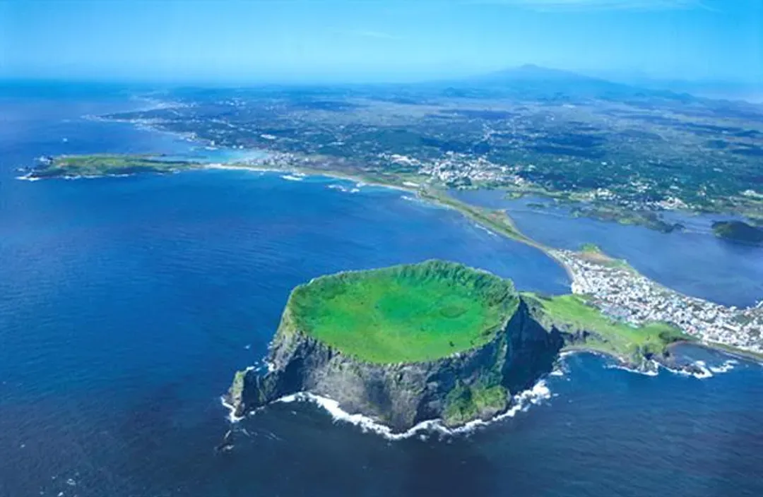 城山日出峰(世界自然遺產)