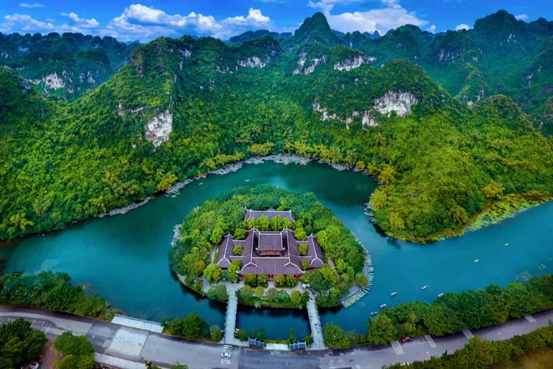 陸龍灣(混合自然和文化財產世界遺產)