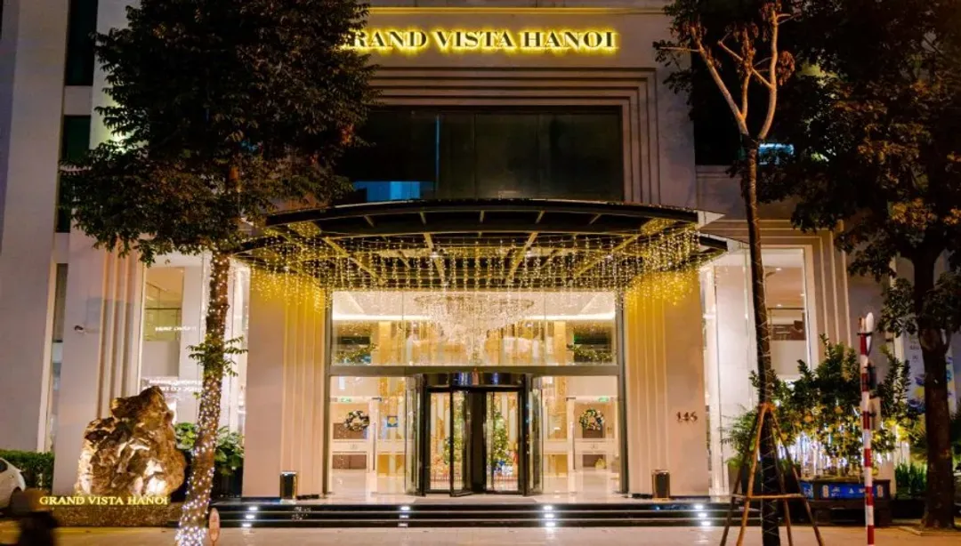 GRAND VISTA