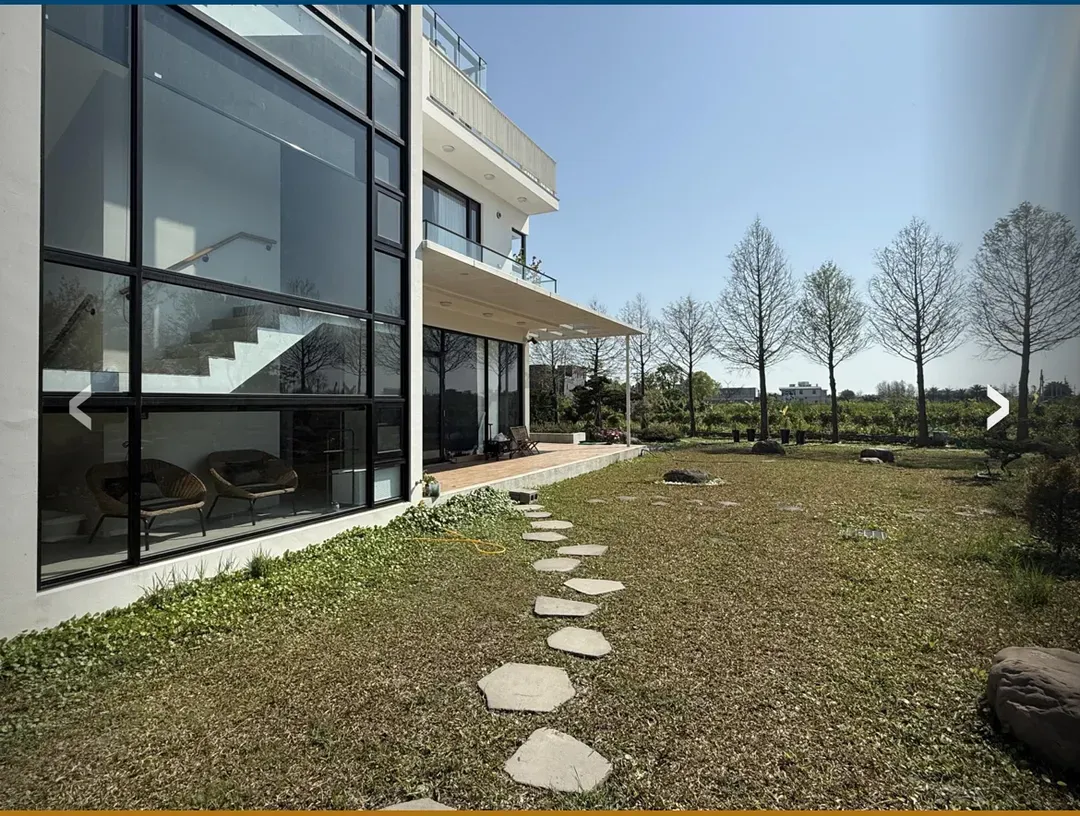 礁溪好好透光莊園Villa| 16-22人villa包棟 | 落羽松及湖景| 美式戶外烤爐 | 兒童電動車及室內遊戲室