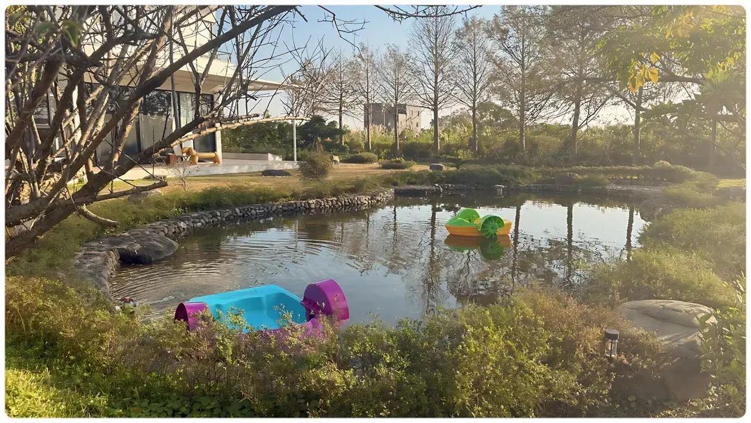 礁溪好好透光莊園Villa| 16-22人villa包棟 | 落羽松及湖景| 美式戶外烤爐 | 兒童電動車及室內遊戲室