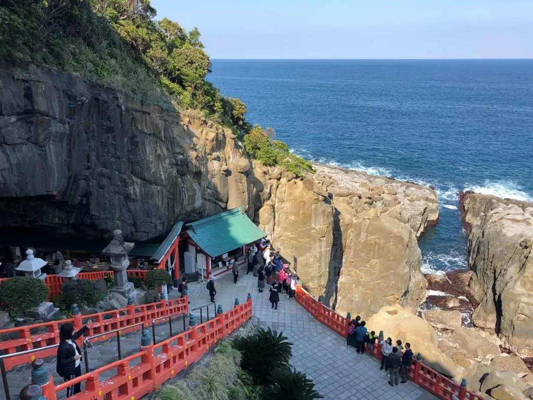 鵜戶神宮(日本唯一洞穴神社)
