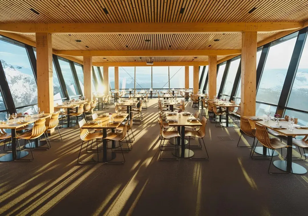 Eggen Restaurant 山頂景觀餐廳