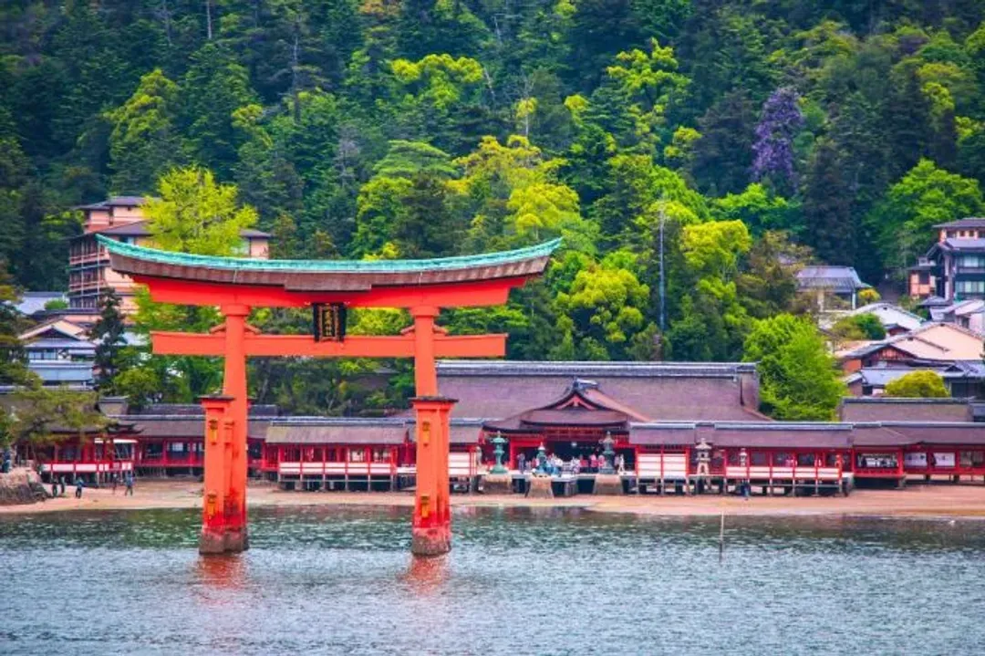 宮島．嚴島神社(日本三景)