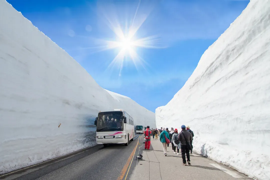 【經典北陸．黑部立山雪牆５日】黑部峽谷鐵道、白川鄉合掌村、上高地、名古屋美食[含稅簽]