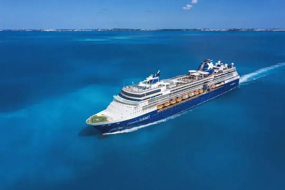 【名人遊輪尖峰號】CELEBRITY SUMMIT～ 阿拉斯加道斯冰川8天，溫哥華登船-3
