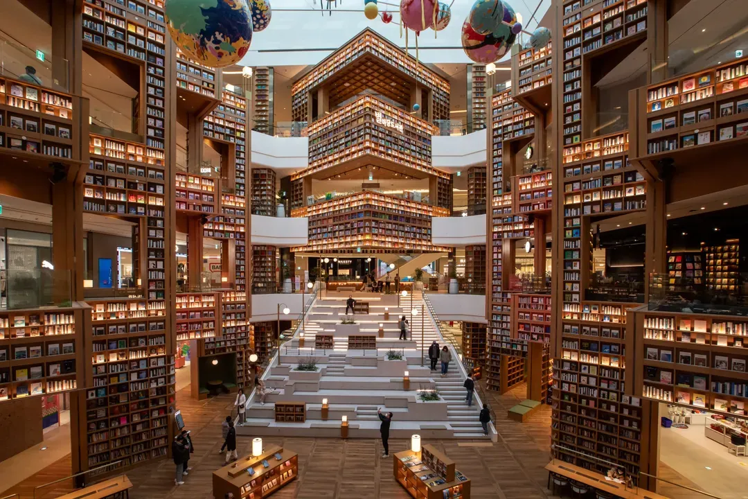 Starfield星空圖書館