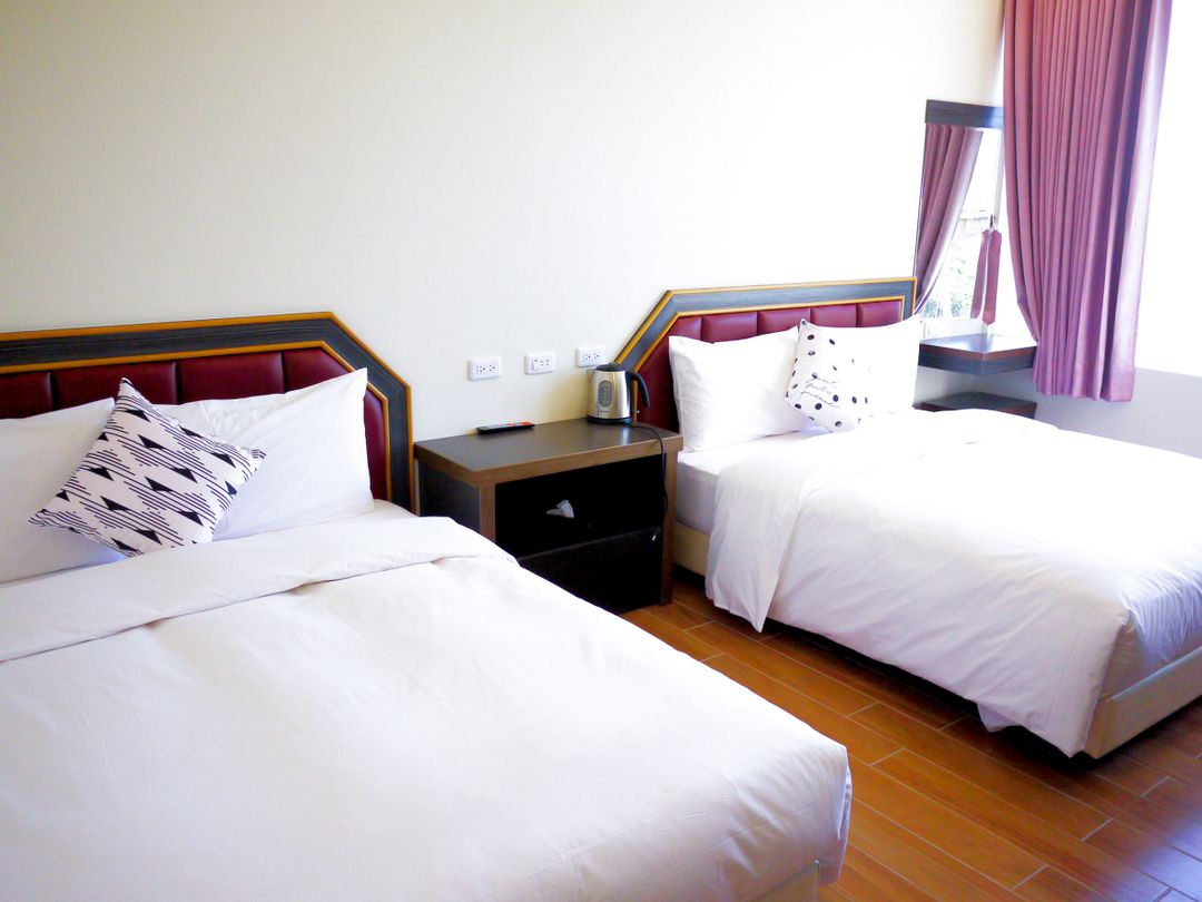 Purple Star B & B