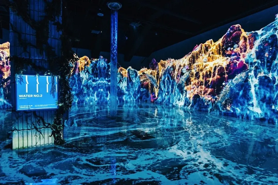 WATER WORLD水世界