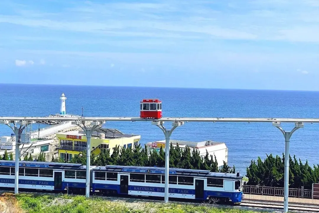 海雲台濱海列車.天空膠囊