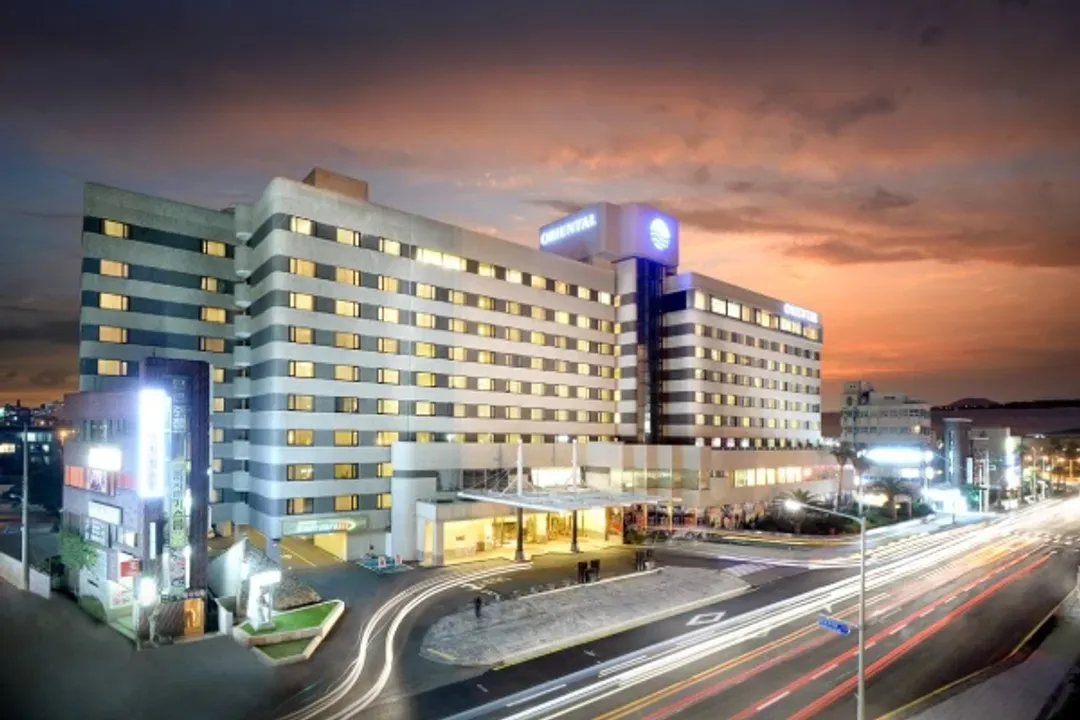濟州五星 東方飯店&賭場 JEJU ORIENTAL HOTEL-濟州五星：東方飯店&賭場 JEJU ORIENTAL HOTEL或同級(乙晚)