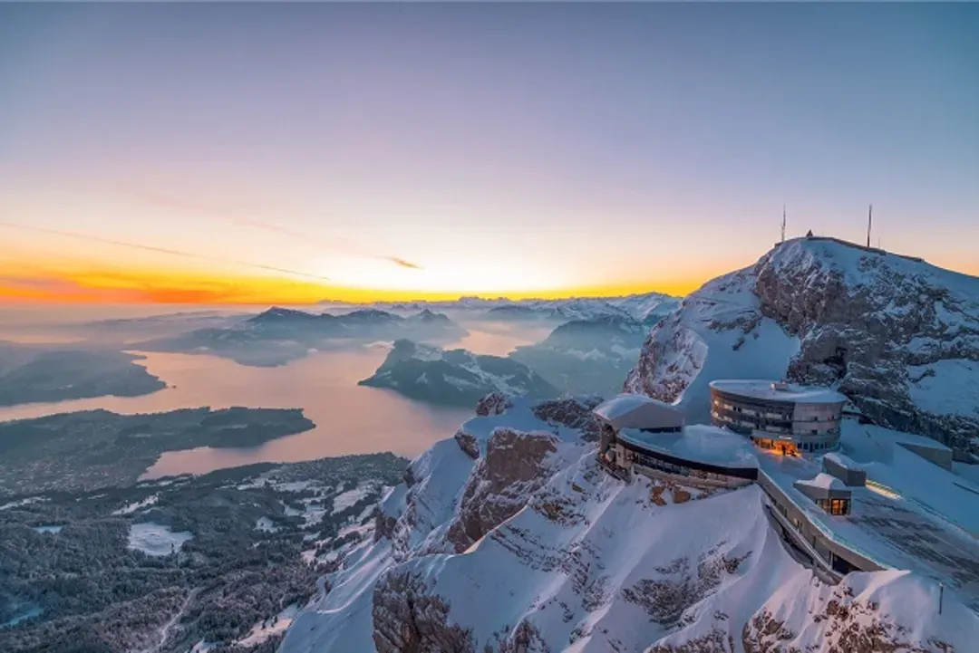 皮拉圖斯山山頂飯店-仰望靜瑟星空,俯瞰壯麗景致