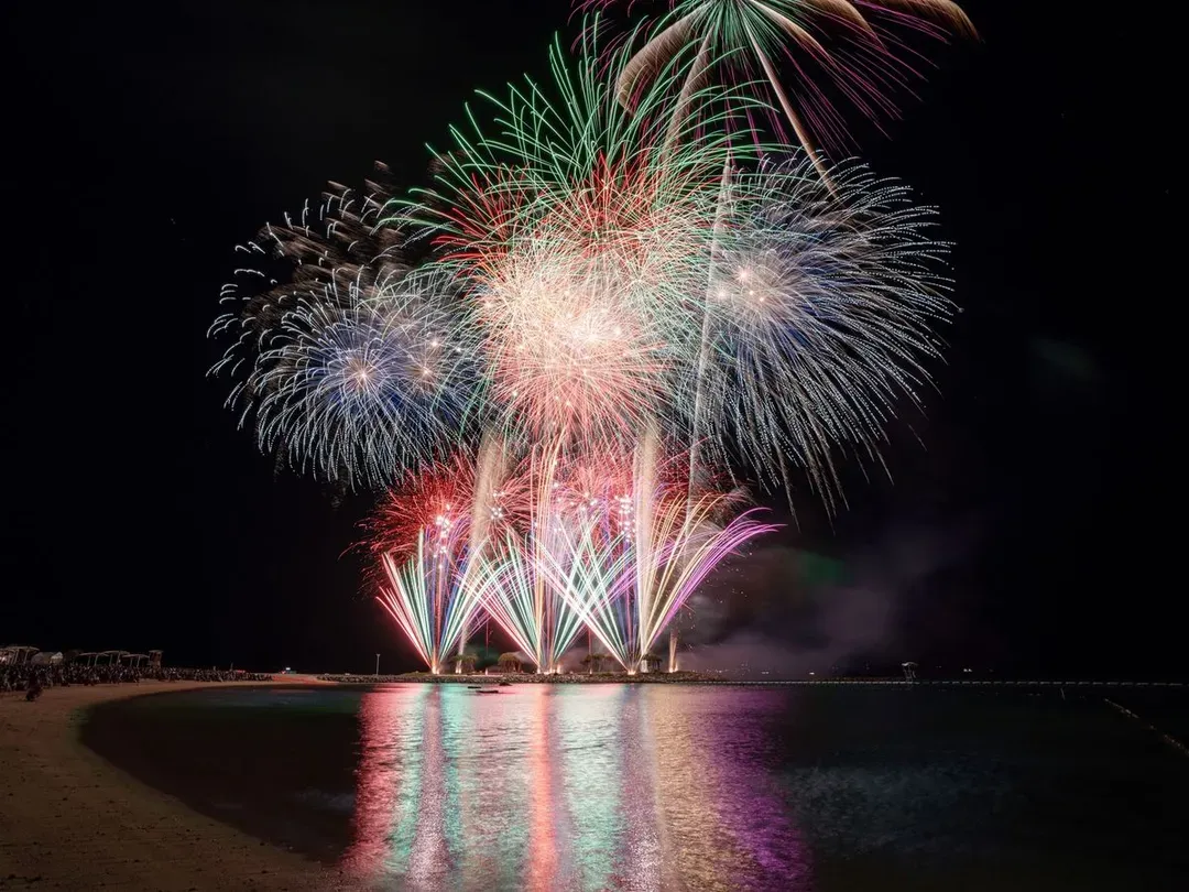 【沖繩夏季限定】海洋博美麗海花火大會一日遊｜萬座毛＆海洋博公園｜中文導遊・付費觀賞席・那霸出發-6