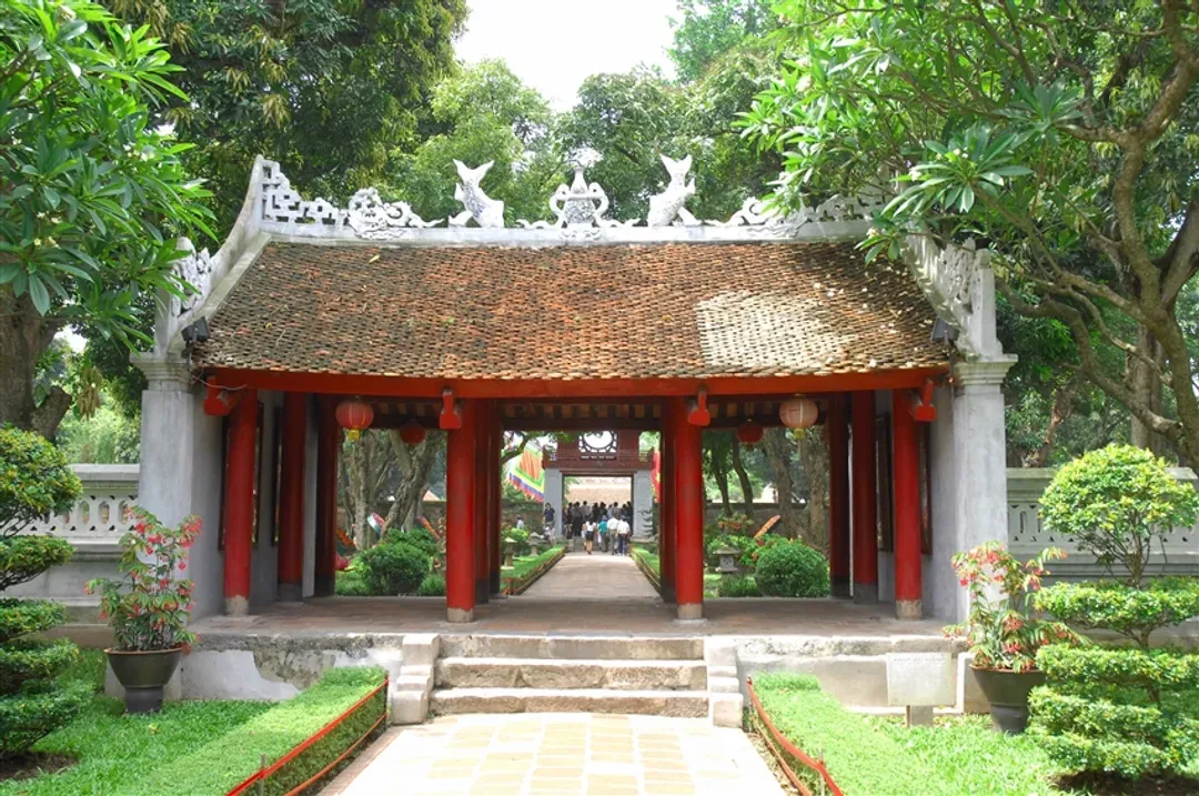兒童最高省5000.越南旅遊｜北越.下龍灣海豚號日遊船.世界遺產陸龍灣.米其林推薦.海景纜車摩天輪六日｜台中出發-5