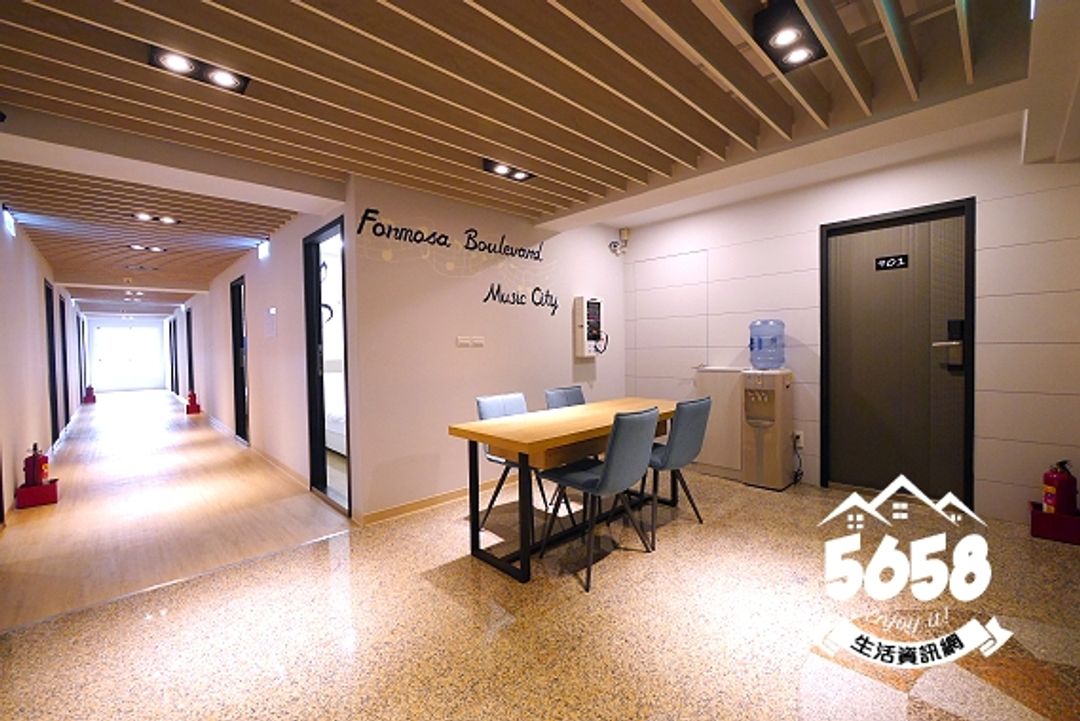 高雄美麗島音樂城商旅