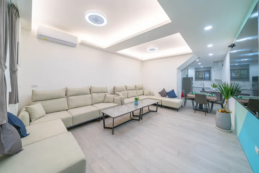 Hualien Coconut Breeze Fashion Second Branch