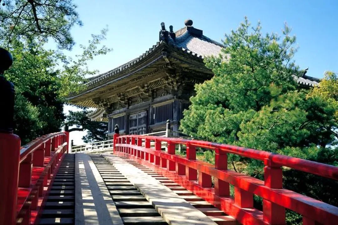 東北超值選～奧入瀨溪流、銀山溫泉老街、松島灣遊覽船、長腳蟹吃到飽五日