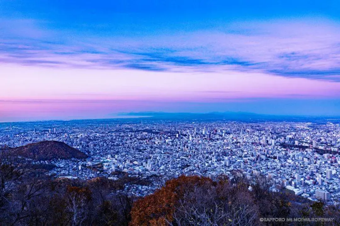 藻岩山纜車(日本新三大夜景)