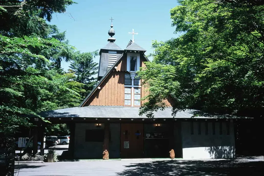 聖保羅教堂(写真提供：軽井沢町)-輕井澤渡假勝地