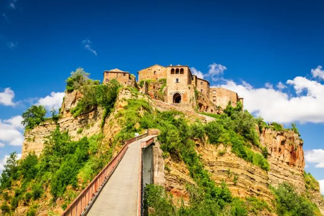 義大利天空之城,天空之城,義大利推薦,義大利旅遊,童話天空之城,宮崎駿