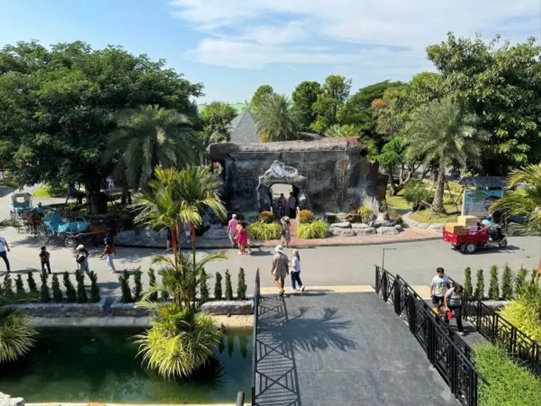 大城動物園(動物表演秀+水豚君餵食體驗)