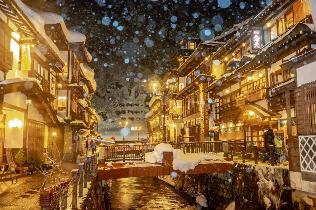 【冬季漫步東北５日】雪見銀山溫泉、草莓吃到飽、大內宿合掌村、會津若松、阿武隈洞探險、松島遊船[含稅]