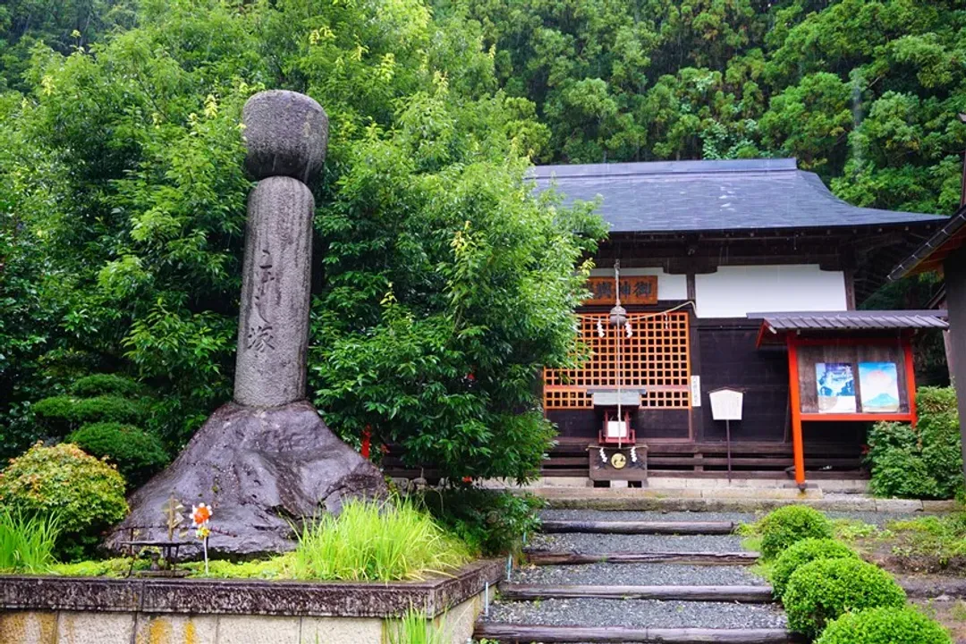 旅展促銷.東北旅遊|銀山溫泉街.五色沼.檜原湖遊船.藏王纜車.大內宿合掌村.鶴城.崖是最美寺廟~立石山寺.品酒.名湯六日-5