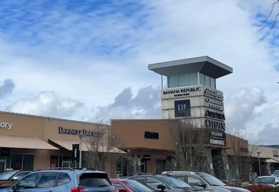 西雅圖暢貨中心 Seattle Premium Outlets